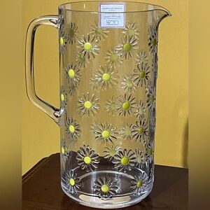 CUPCAKES & CASHMERE 3d Daisy Acrylic Pitcher